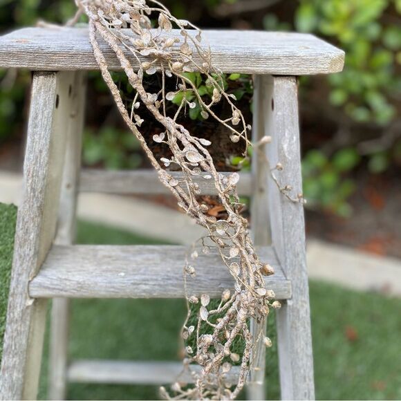 NWT New Winward Home Gold Shimmer Holiday Eucalyptus Winter Leaf Vine Garland - Picture 4 of 14